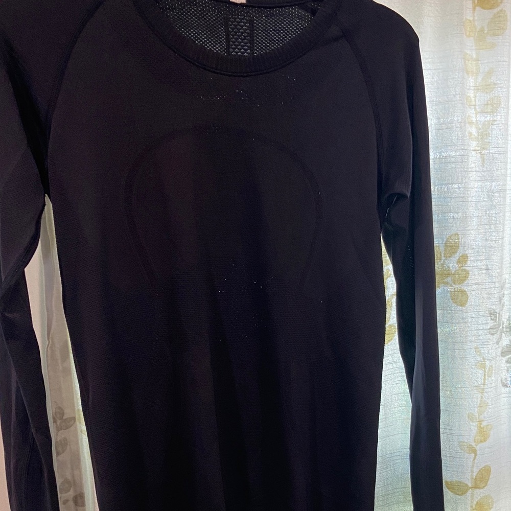 Black Long Sleeve Athletic Top ALO